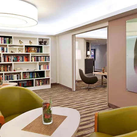 Hotel Mercure Am Entenfang 4*