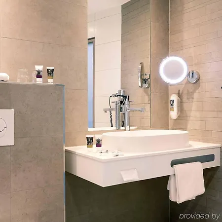 Mercure Am Entenfang Hotel 4*